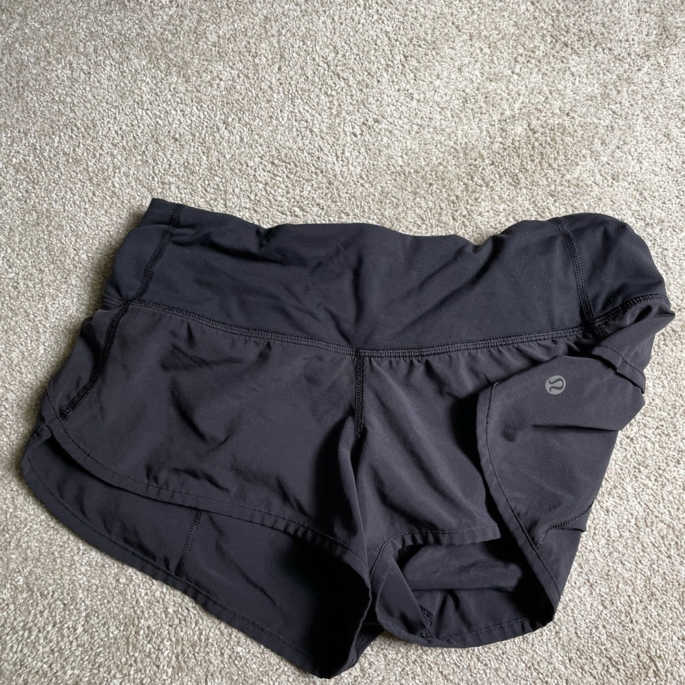 Lululemon shorts size 4, good condition